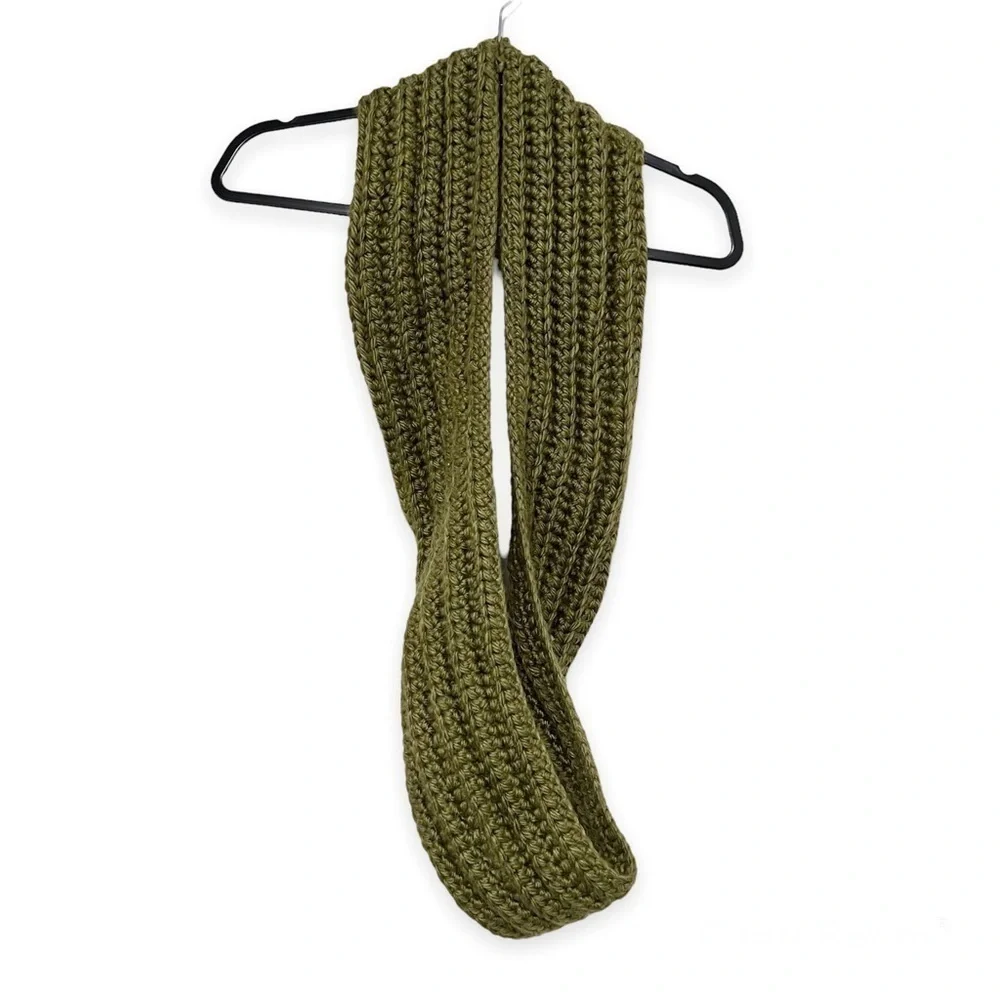 Handmade Crochet Infinity Scarf Dark Green